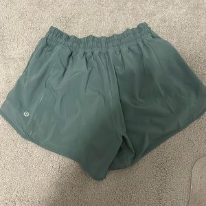 Lululemon Hotty Hot shorts